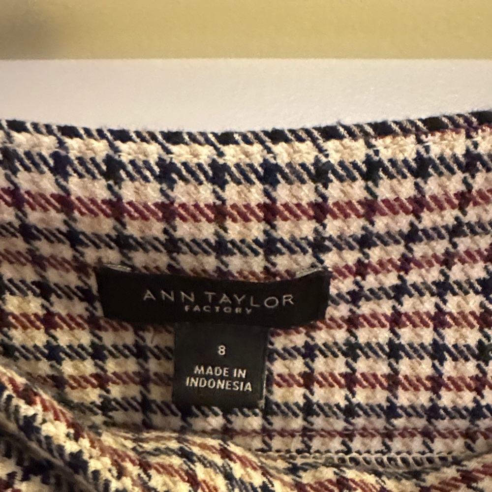 Ann Taylor Factory  Multicolor Houndstooth Pants - Picture 2 of 3